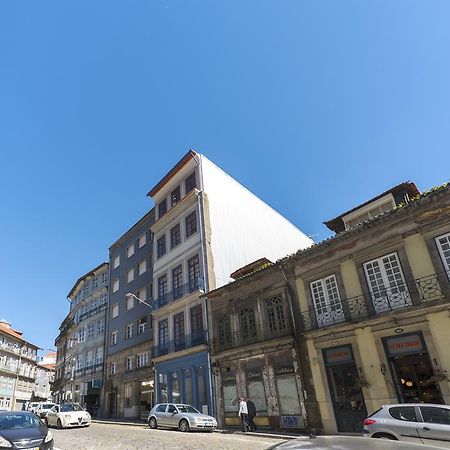 Lovelystay-Modern Loft City Center Порто Екстериор снимка