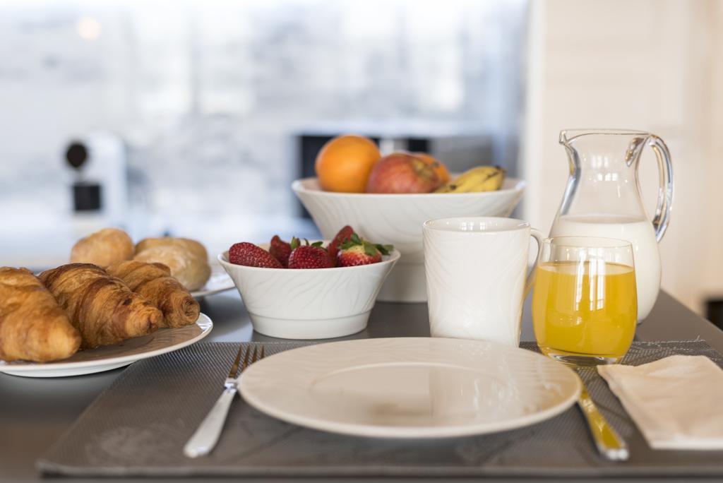 Lovelystay-Modern Loft City Center Порто Екстериор снимка